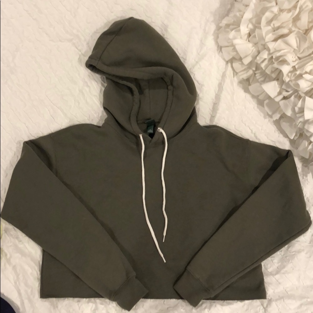 Cropped sweatshirt